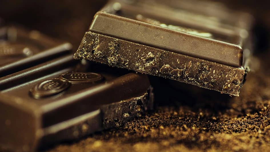 Le marron chocolat véhicule luxe et gourmandise pour votre marque