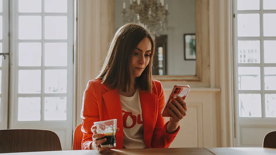Communiquer efficacement avec ses clients quand on est digital nomade